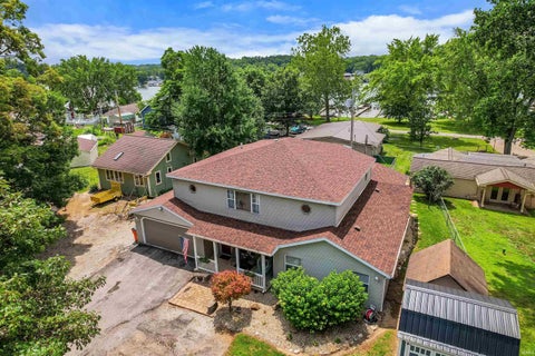 Tiny photo for 11760 W Lookout Drive, Monticello, IN 47960 (MLS # 202627872)
