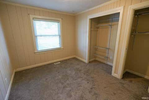 Tiny photo for 1620 E Blackford Avenue, Evansville, IN 47714 (MLS # 202621319)