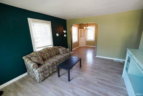 Tiny photo for 1620 E Blackford Avenue, Evansville, IN 47714 (MLS # 202621319)