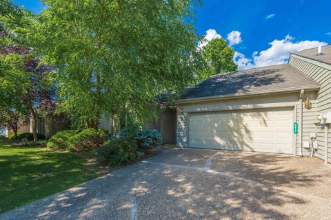 Tiny photo for 9417 S Harbour Pointe Drive, Bloomington, IN 47401 (MLS # 202624860)