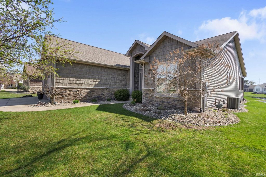 Photo of 2210 Timberstone Drive, Elkhart, IN 46514 (MLS # 202611897)