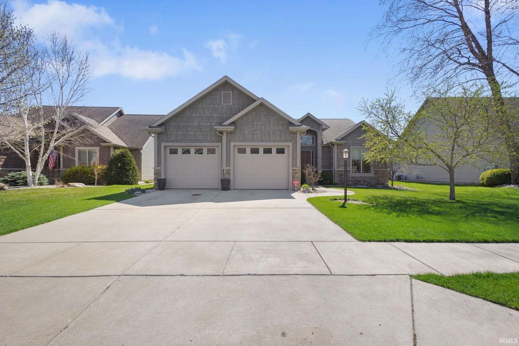 Photo of 2210 Timberstone Drive, Elkhart, IN 46514 (MLS # 202611897)