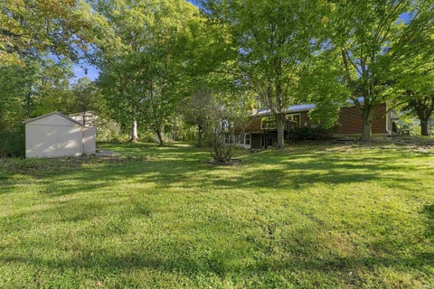 Tiny photo for 16 S Stickler Road, Columbia City, IN 46725 (MLS # 202640938)