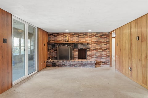 Tiny photo for 16 S Stickler Road, Columbia City, IN 46725 (MLS # 202640938)