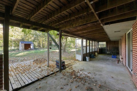 Tiny photo for 16 S Stickler Road, Columbia City, IN 46725 (MLS # 202640938)