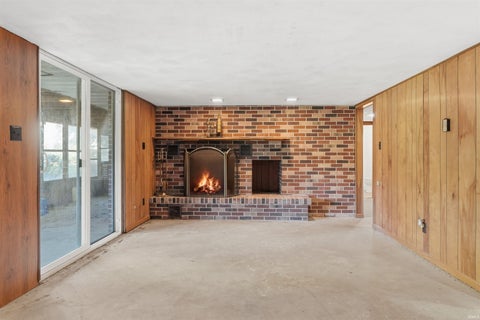 Tiny photo for 16 S Stickler Road, Columbia City, IN 46725 (MLS # 202640938)