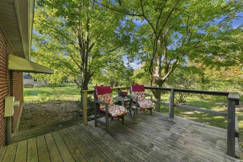 Tiny photo for 16 S Stickler Road, Columbia City, IN 46725 (MLS # 202640938)