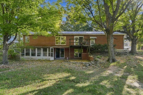 Tiny photo for 16 S Stickler Road, Columbia City, IN 46725 (MLS # 202640938)