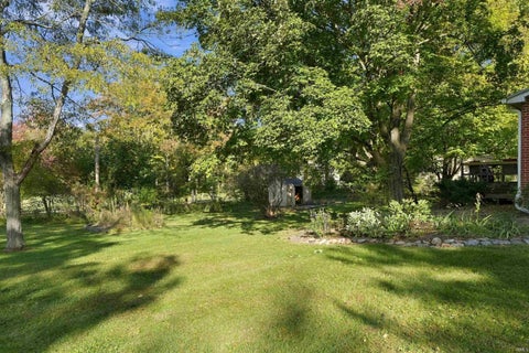 Tiny photo for 16 S Stickler Road, Columbia City, IN 46725 (MLS # 202640938)