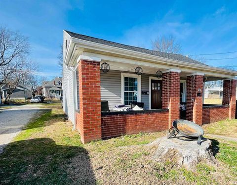 Tiny photo for 419 S Third Street, Boonville, IN 47610 (MLS # 202549877)