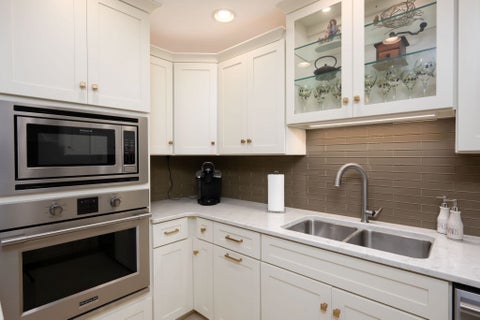 Tiny photo for 6820 Covington Creek Trail, Fort Wayne, IN 46804 (MLS # 202644862)