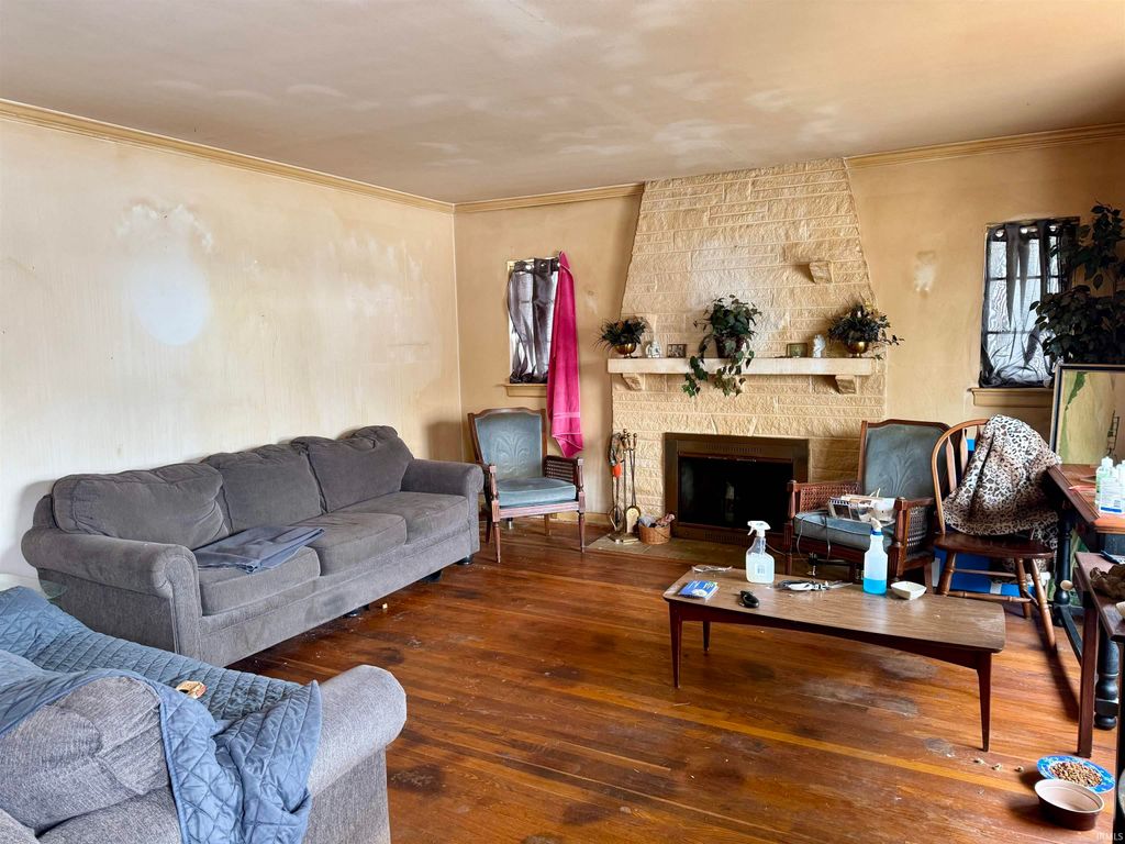 Photo of 2051 John Street, Evansville, IN 47714 (MLS # 202603458)