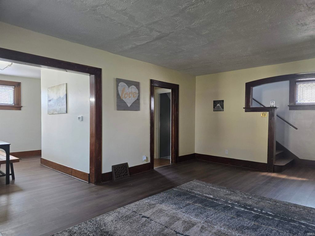 Photo of 2809 S Anthony Boulevard, Fort Wayne, IN 46806 (MLS # 202613919)