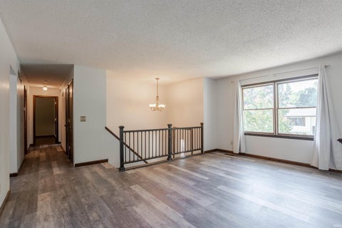 Tiny photo for 1207 Westwood Hills Drive, Evansville, IN 47720 (MLS # 202638689)