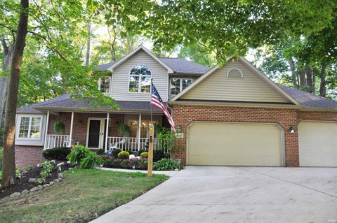 Photo of 114 Chaudoin Drive, Angola, IN 46703 (MLS # 202540897)