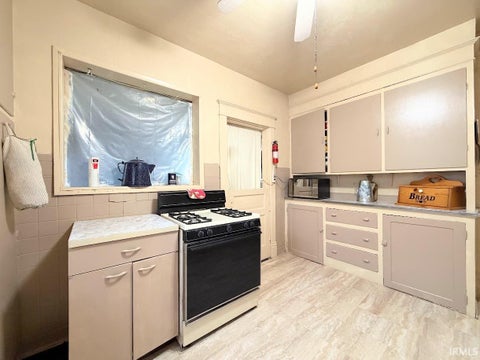 Tiny photo for 216 20th Street, Logansport, IN 46947 (MLS # 202625588)