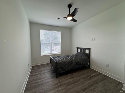 Tiny photo for 2286 N Cooper Unit #D St, Kokomo, IN 46901 (MLS # 202533234)