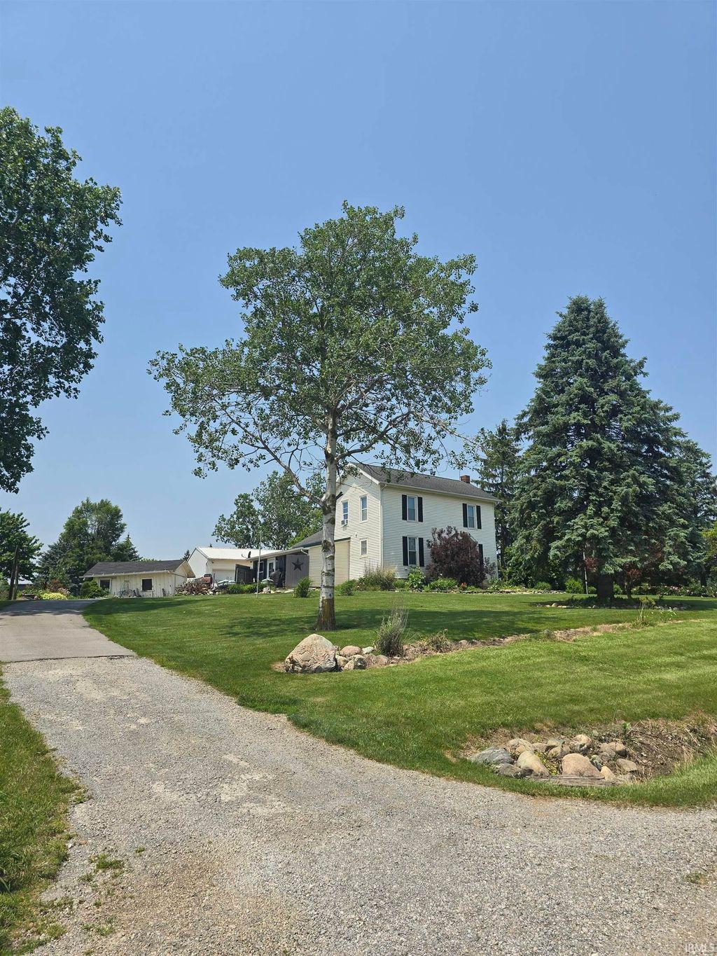 Photo of 3168 County Road 15, Auburn, IN 46706 (MLS # 202616479)