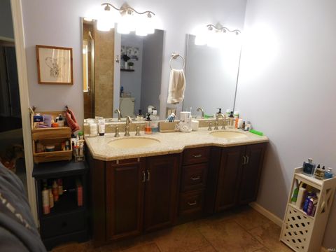 Tiny photo for 13233 Nutmeg Trail, Plymouth, IN 46563 (MLS # 202606711)