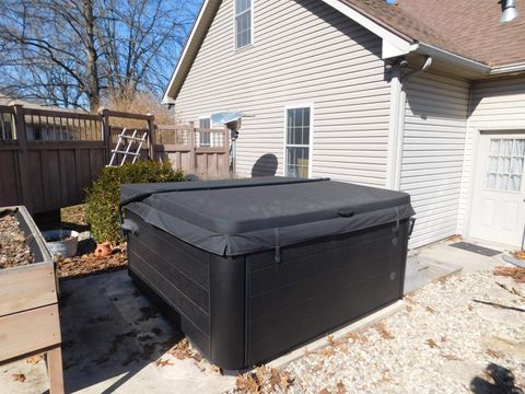 Tiny photo for 13233 Nutmeg Trail, Plymouth, IN 46563 (MLS # 202606711)