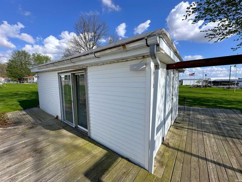 Tiny photo for 10592 N C & C Beach Drive, Monticello, IN 47960 (MLS # 202614007)