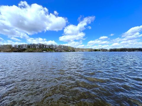 Tiny photo for 10592 N C & C Beach Drive, Monticello, IN 47960 (MLS # 202614007)