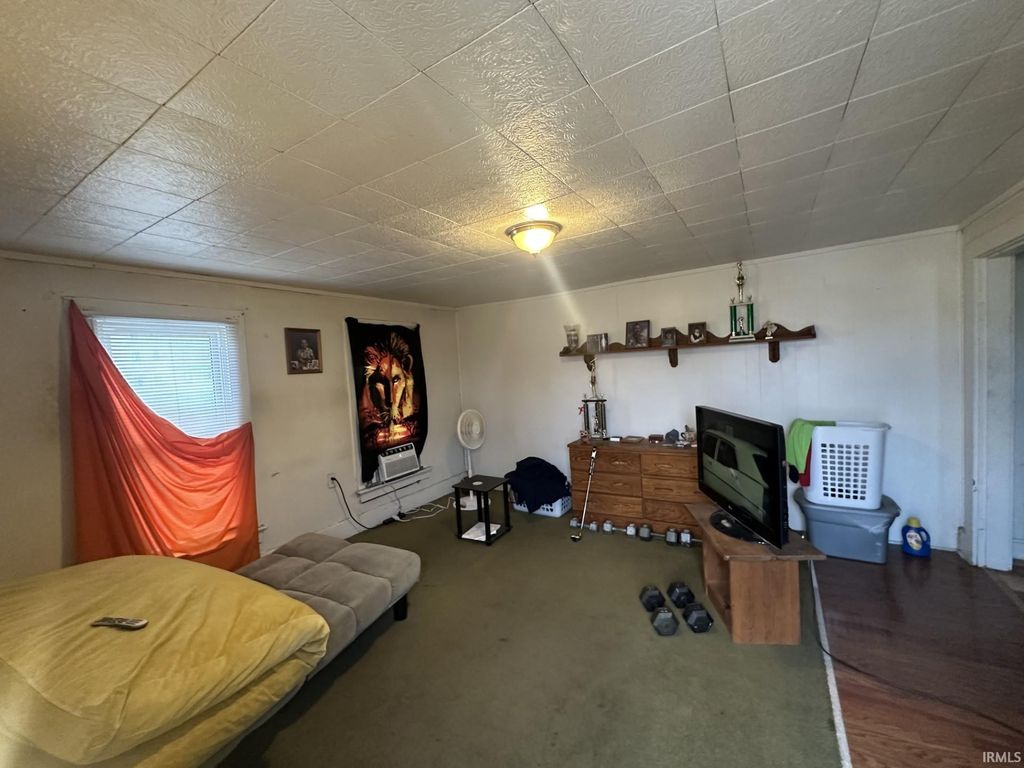 Photo of 218 N Fourth Avenue, Evansville, IN 47710 (MLS # 202600241)