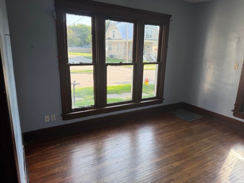 Tiny photo for 318 Clifford Avenue, Union City, IN 47390 (MLS # 202637844)