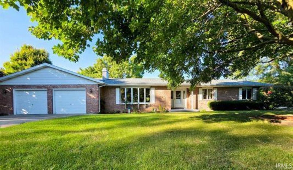 Photo of 1209 E 13th Street, Fowler, IN 47944 (MLS # 202613820)