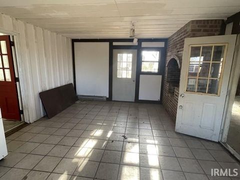 Tiny photo for 3777 N State Road 25, Logansport, IN 46947 (MLS # 202548108)