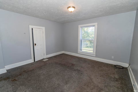 Tiny photo for 1010 Vassar Avenue, South Bend, IN 46616 (MLS # 202643719)