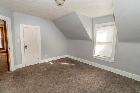 Tiny photo for 1010 Vassar Avenue, South Bend, IN 46616 (MLS # 202643719)