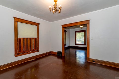 Tiny photo for 1010 Vassar Avenue, South Bend, IN 46616 (MLS # 202643719)