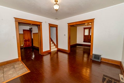 Tiny photo for 1010 Vassar Avenue, South Bend, IN 46616 (MLS # 202643719)