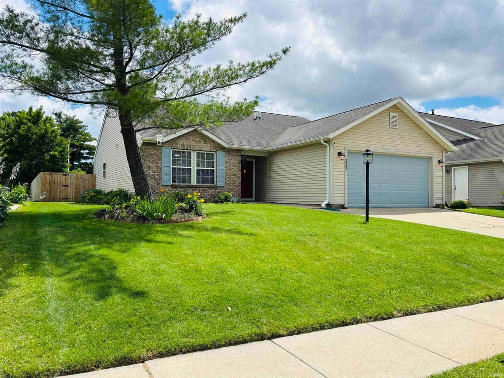 Photo of 2987 Cajun Court, Lafayette, IN 47909 (MLS # 202623347)