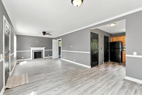 Tiny photo for 212 W LINCOLNWAY Road, Ligonier, IN 46767 (MLS # 202630806)