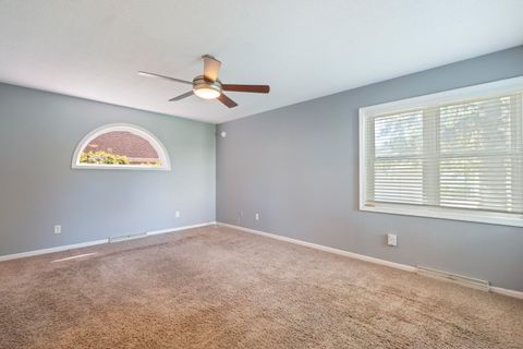 Tiny photo for 800 E Arthur Street #1A, Warsaw, IN 46580 (MLS # 202617745)
