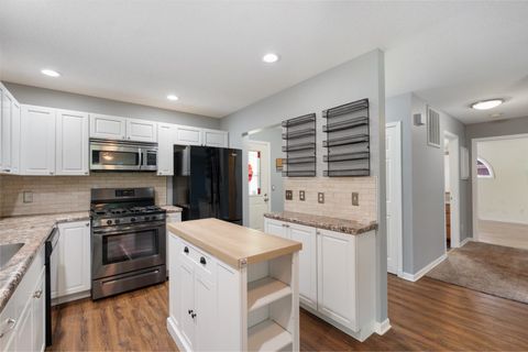 Tiny photo for 800 E Arthur Street #1A, Warsaw, IN 46580 (MLS # 202617745)