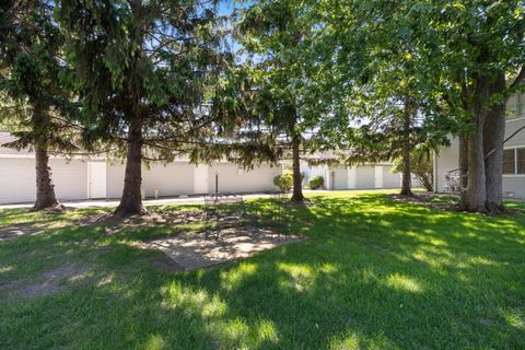 Tiny photo for 800 E Arthur Street #1A, Warsaw, IN 46580 (MLS # 202617745)
