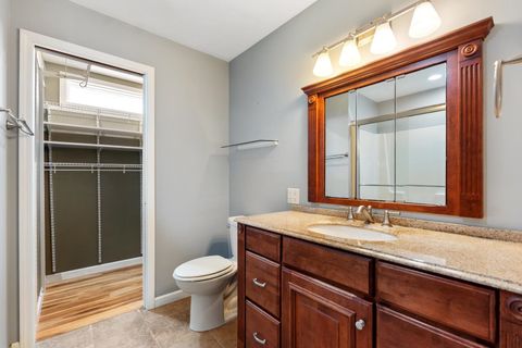 Tiny photo for 800 E Arthur Street #1A, Warsaw, IN 46580 (MLS # 202617745)
