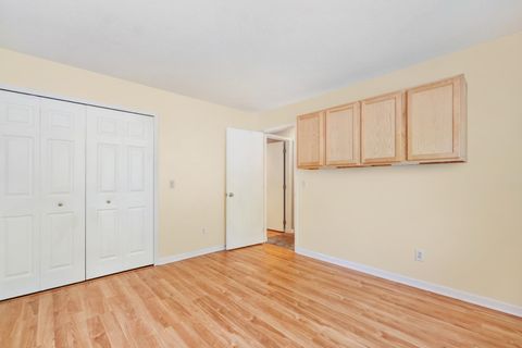 Tiny photo for 800 E Arthur Street #1A, Warsaw, IN 46580 (MLS # 202617745)