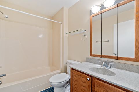 Tiny photo for 800 E Arthur Street #1A, Warsaw, IN 46580 (MLS # 202617745)