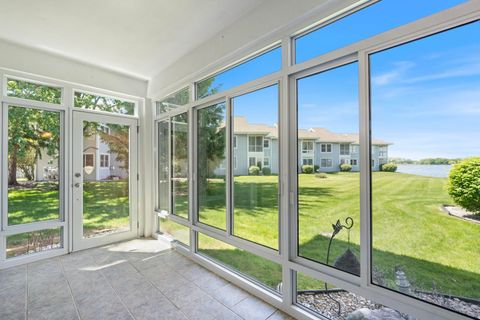 Tiny photo for 800 E Arthur Street #1A, Warsaw, IN 46580 (MLS # 202617745)