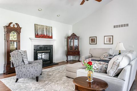 Tiny photo for 56143 Hollingshead Drive, Mishawaka, IN 46545 (MLS # 202618578)