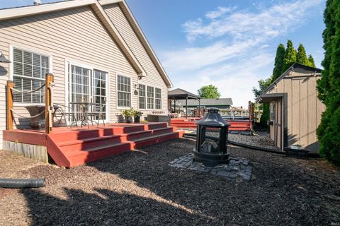 Tiny photo for 56143 Hollingshead Drive, Mishawaka, IN 46545 (MLS # 202618578)