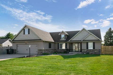 Photo of 56143 Hollingshead Drive, Mishawaka, IN 46545 (MLS # 202618578)