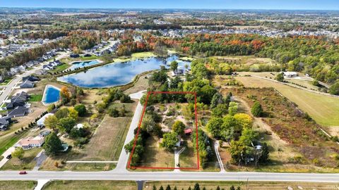 Tiny photo for 14505 Coldwater Road Rd, Fort Wayne, IN 46845 (MLS # 202618747)
