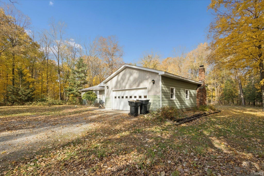 Photo of 28289 Stanton Road, Walkerton, IN 46574 (MLS # 202621938)