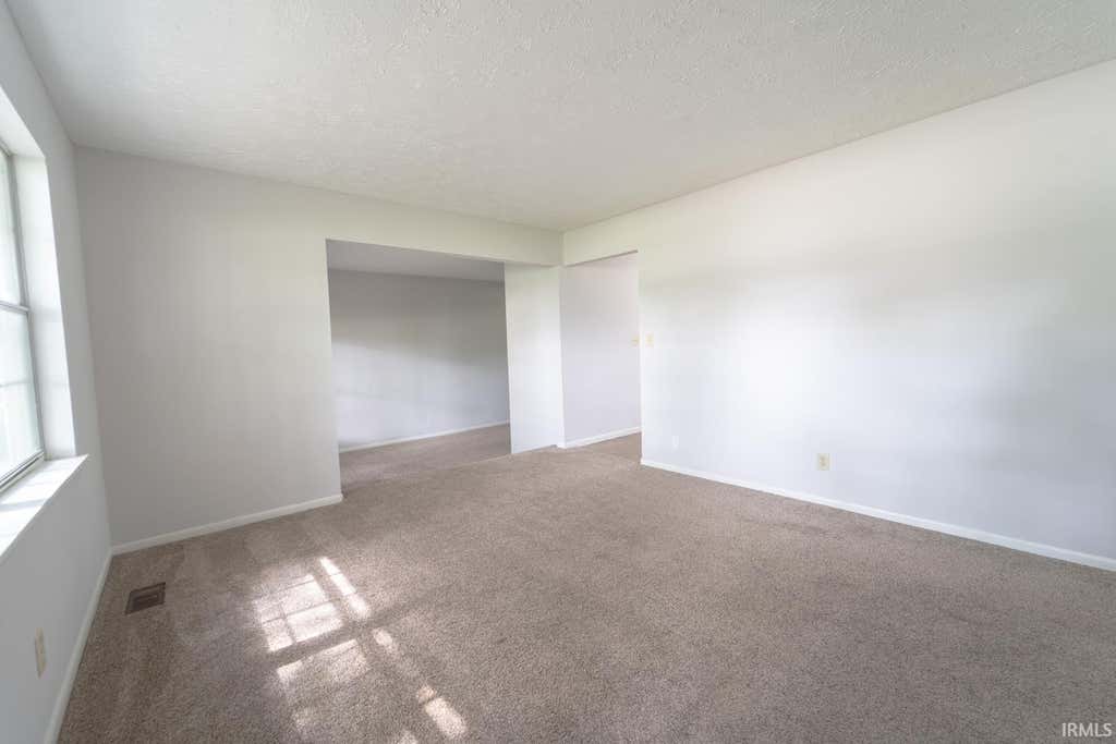 Photo of 20 Newsom Lane, Lafayette, IN 47909 (MLS # 202632987)