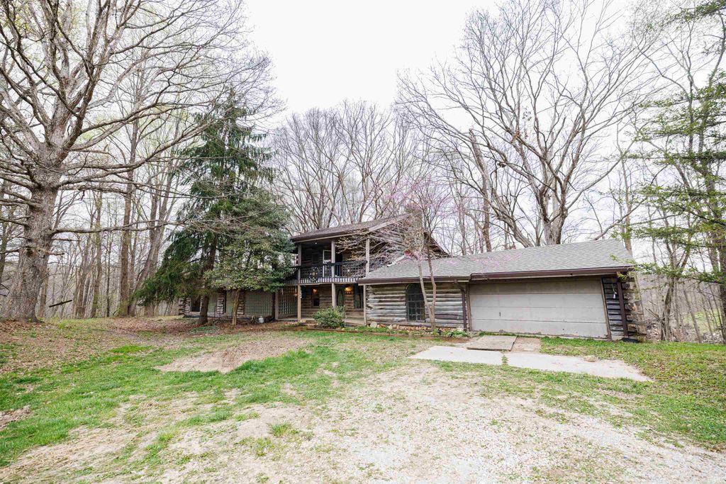Photo of 3757 E Stipp Road, Bloomington, IN 47401 (MLS # 202615176)